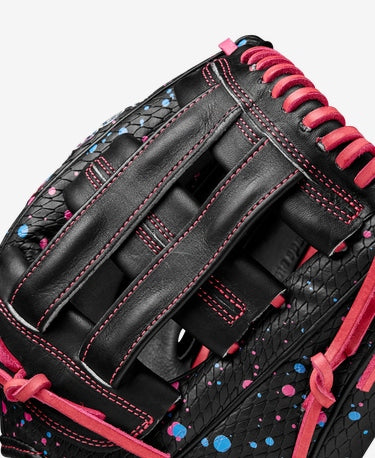 WILSON FALL 2024 ELLY DE LA CRUZ A2000® EDLC44 GM 12” INFIELD BASEBALL GLOVE