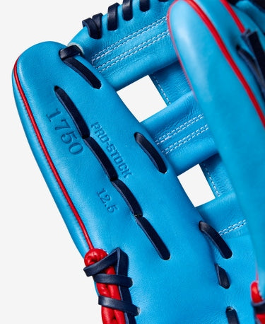 WILSON FALL 2024 A2000® 1750 12.5” OUTFIELD BASEBALL GLOVE