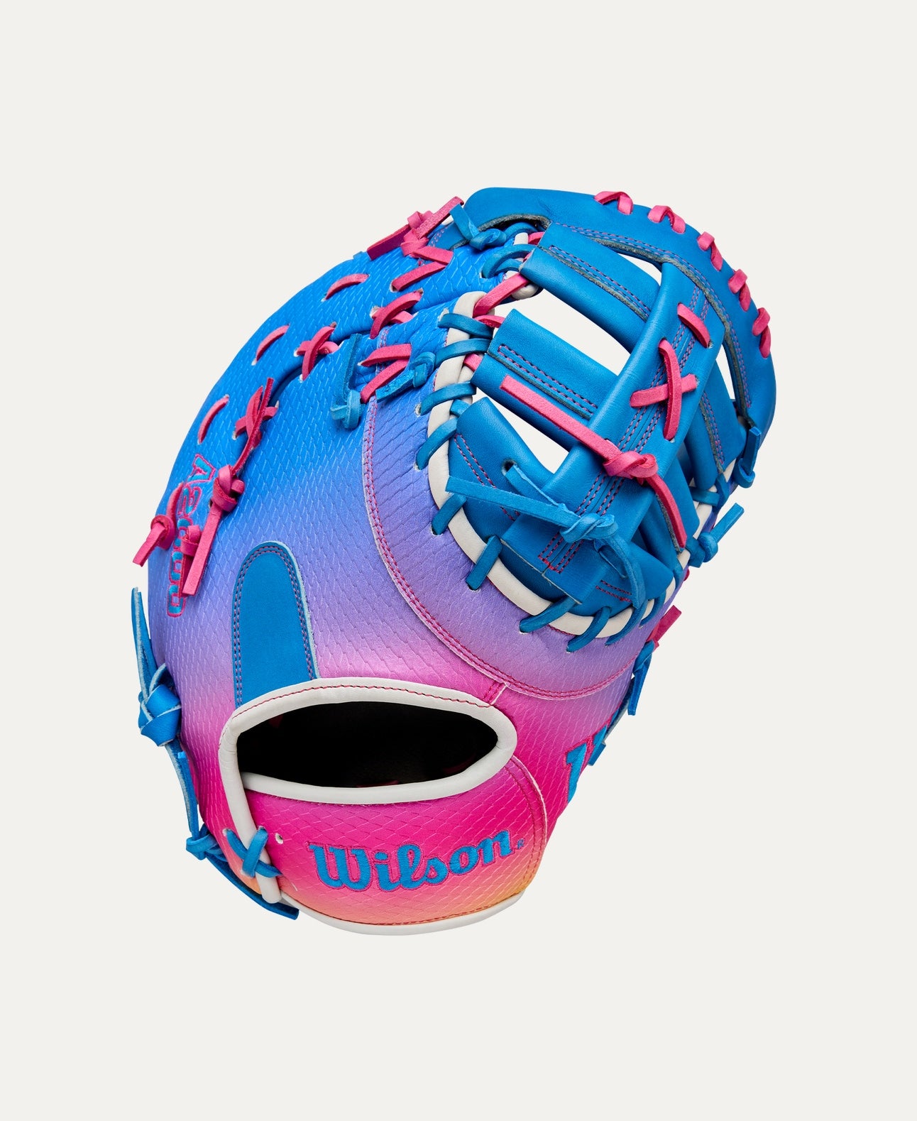 WILSON 2025 LOVE THE MOMENT™ A2000 1612SS 12” BASEBALL FIRST BASE MITT