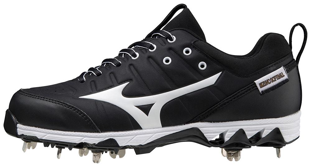 MIZUNO 9-SPIKE SWIFT 7 LOW WOMENS METAL SOFTBALL CLEAT