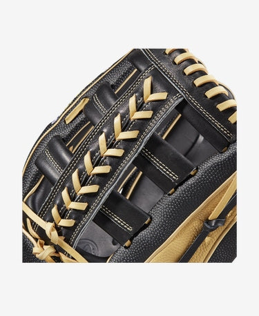 2023 WILSON A2000® 1810SS 12.75” OUTFIELD BASEBALL GLOVE