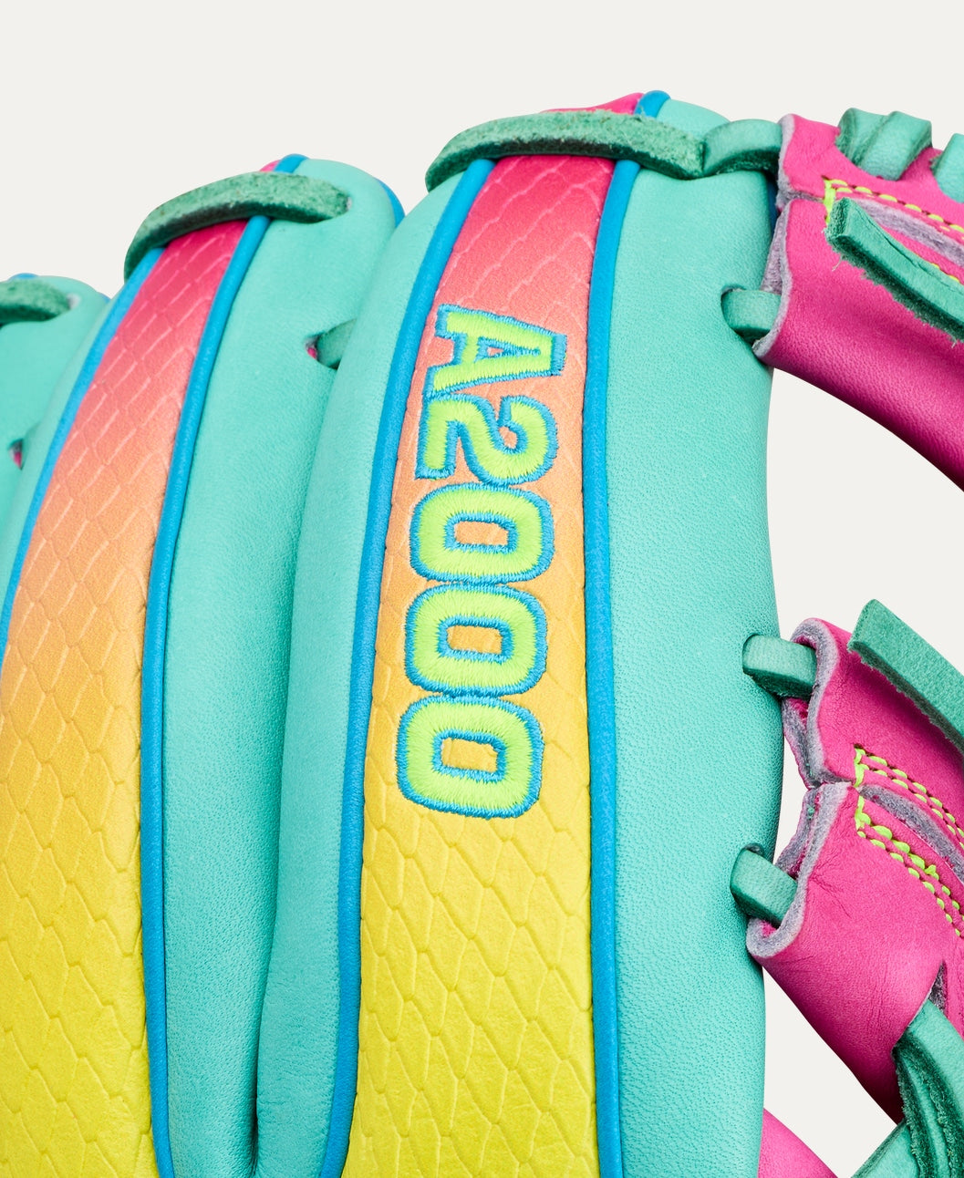 2027 WILSON A2000® 1727SS 11.75” INFIELD BASEBALL GLOVE