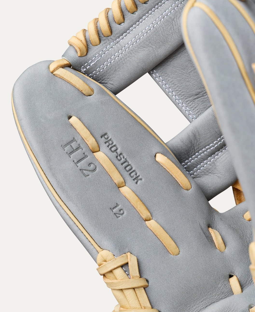 2027 A2000® H12 12” INFIELD FASTPITCH GLOVE