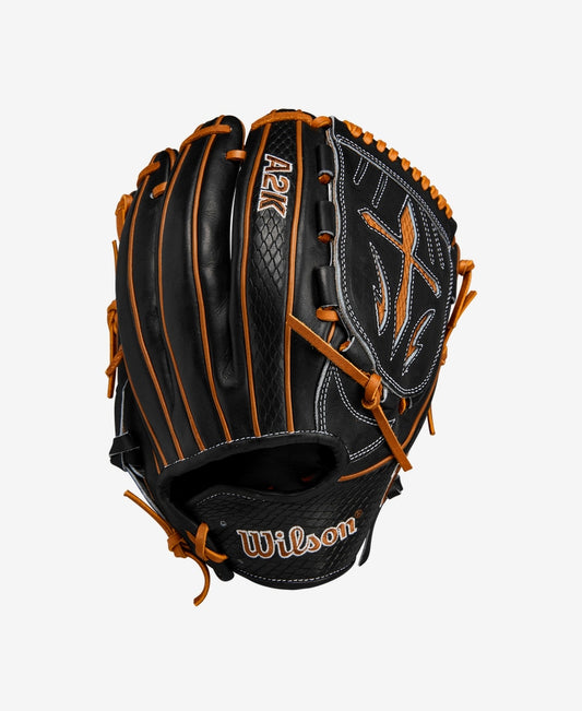 WILSON 2024 A2K B23 12” PITCHER’S BASEBALL GLOVE