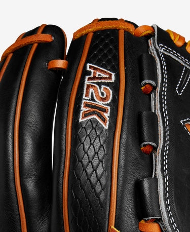 WILSON 2024 A2K B23 12” PITCHER’S BASEBALL GLOVE