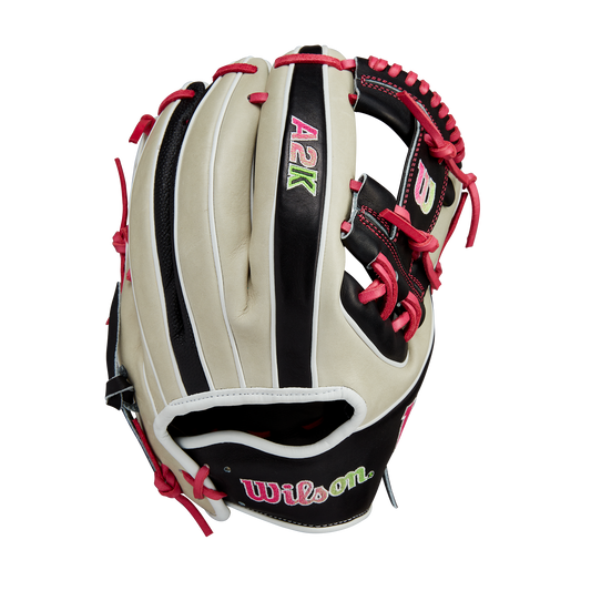 WILSON 2024 JUNE GLOVE OF THE MONTH A2K 1724 11.75" INFIELD GLOVE