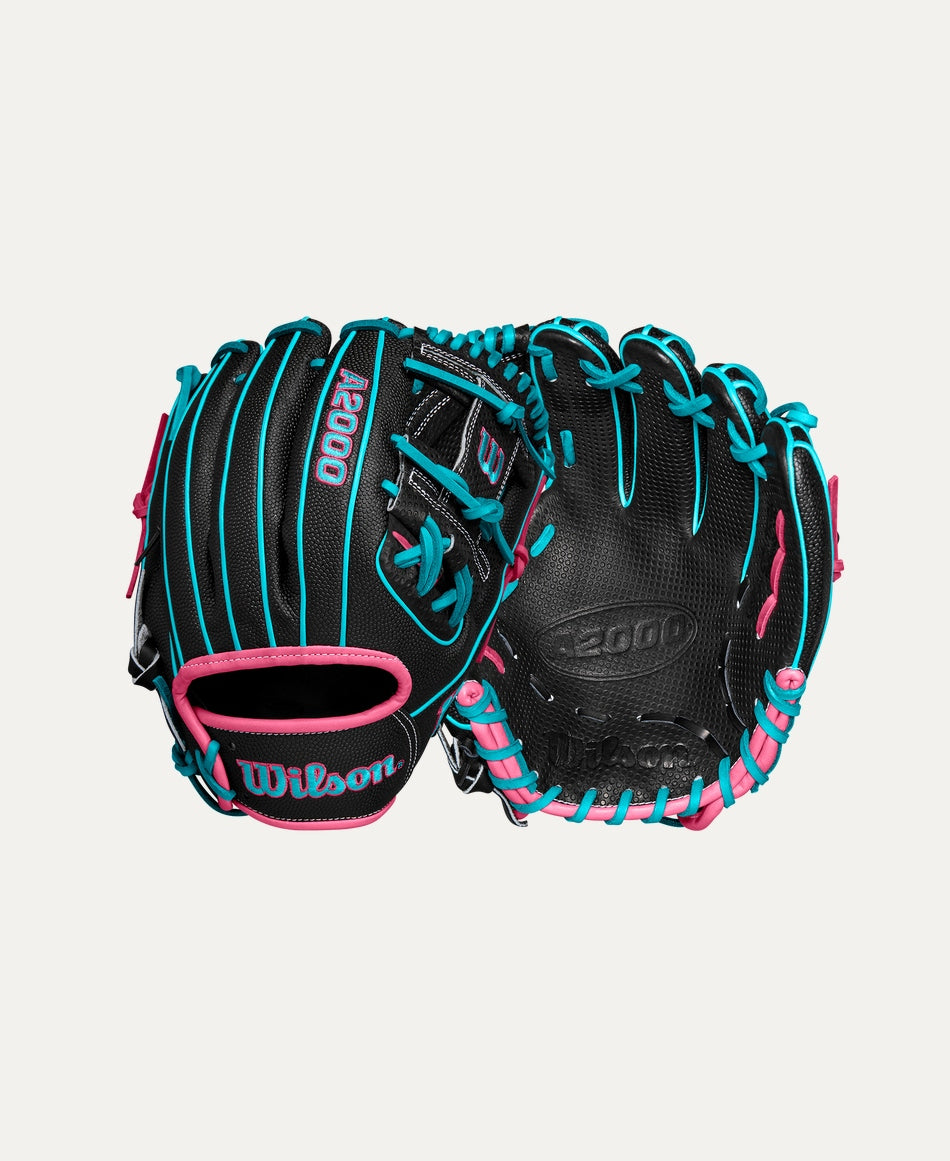 WILSON WINTER 2024 A2000® SC1786SS 11.5” INFIELD BASEBALL GLOVE
