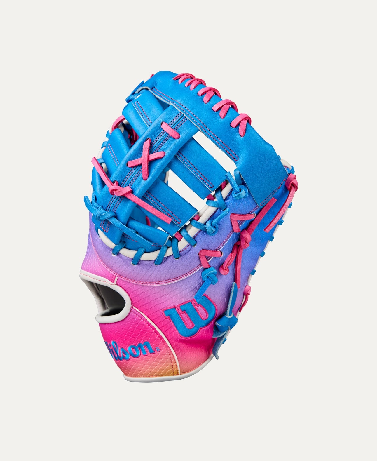 WILSON 2025 LOVE THE MOMENT™ A2000 1612SS 12” BASEBALL FIRST BASE MITT