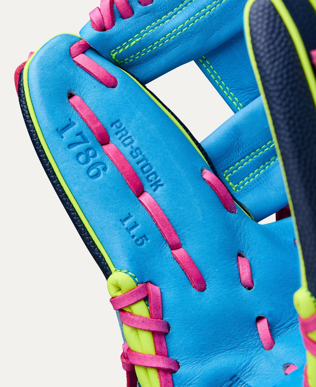WILSON WINTER 2025 A2000® 1786SS 11.5” INFIELD BASEBALL GLOVE
