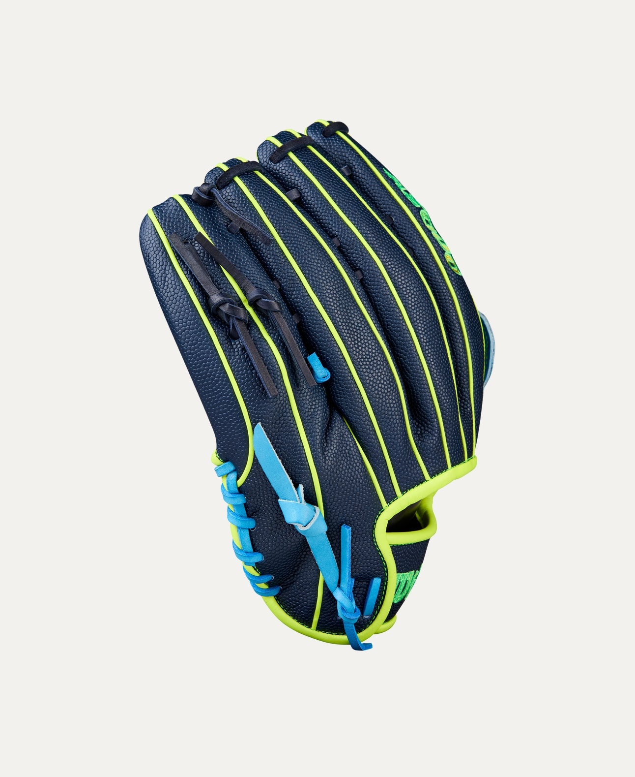 WILSON FALL 2025 A2000® PF50SS 12.25” OUTFIELD BASEBALL GLOVE