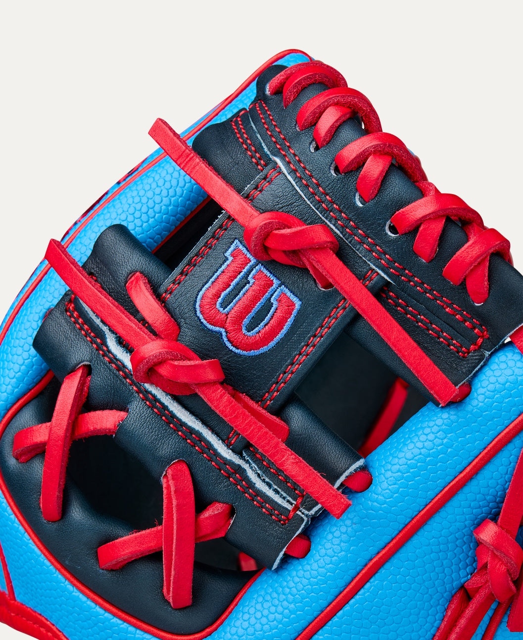 WILSON WINTER 2025 A2000® PF11SS 11” INFIELD BASEBALL GLOVE