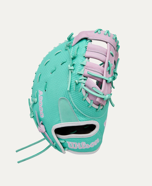 WILSON WINTER 2025 A2000® 1620FPSS 12.5” FASTPITCH SOFTBALL FIRST BASE MITT