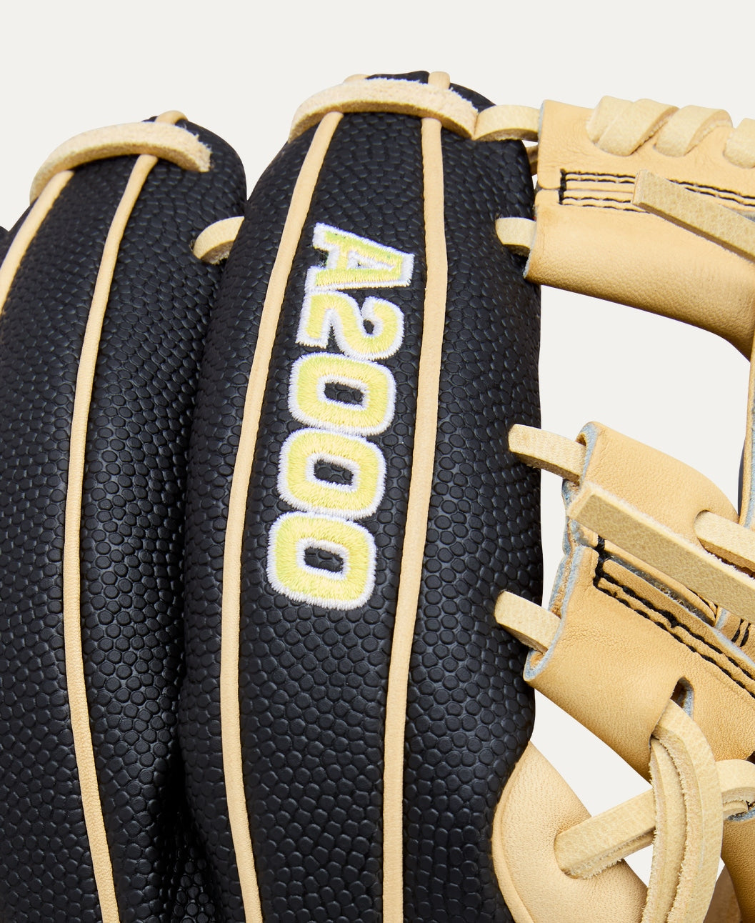 2026 A2000® CLASSICS SERIES 1786 11.5” INFIELD BASEBALL GLOVE