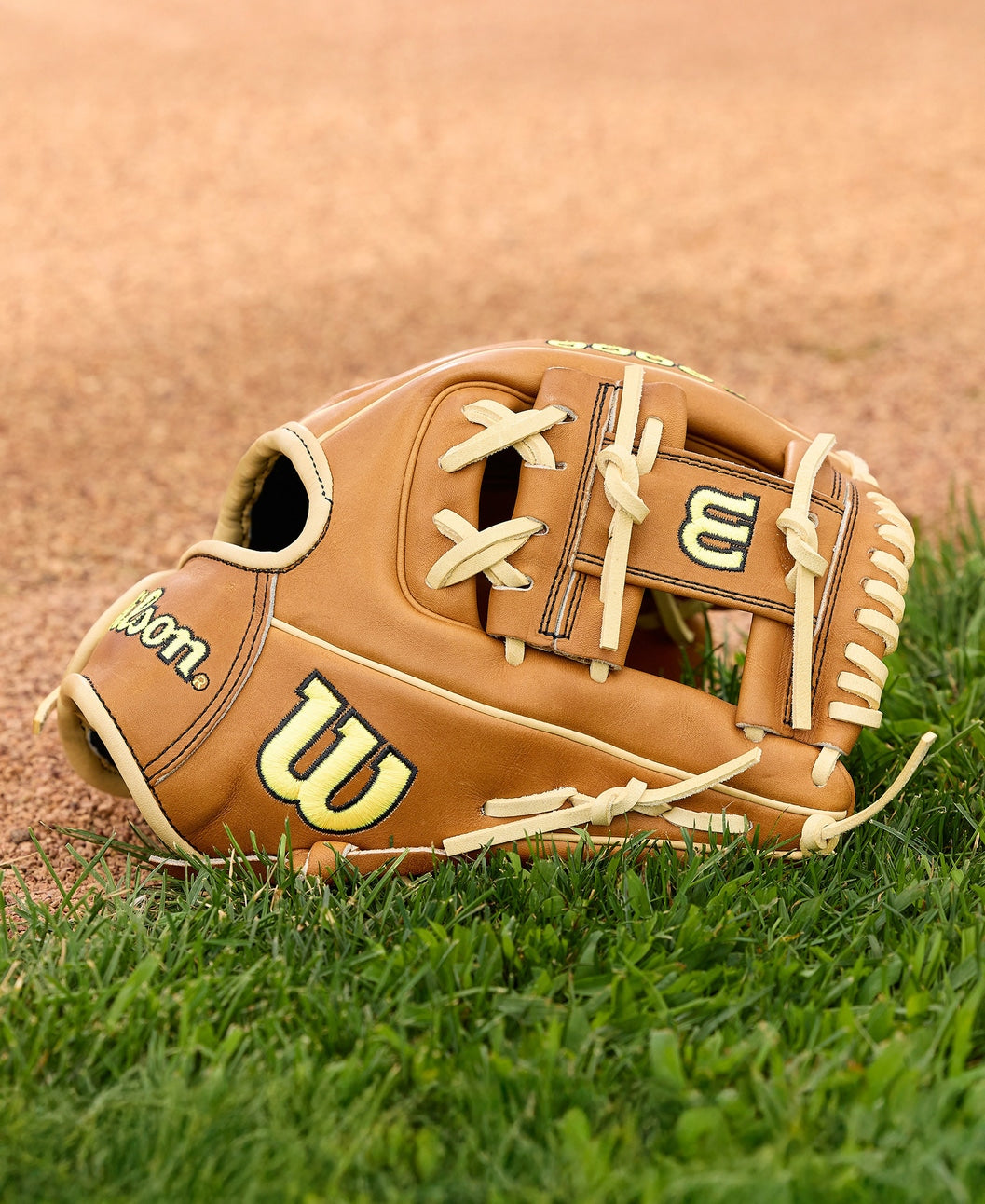 WILSON 2026 A2000® CLASSICS SERIES DP15 11.5” INFIELD GLOVE