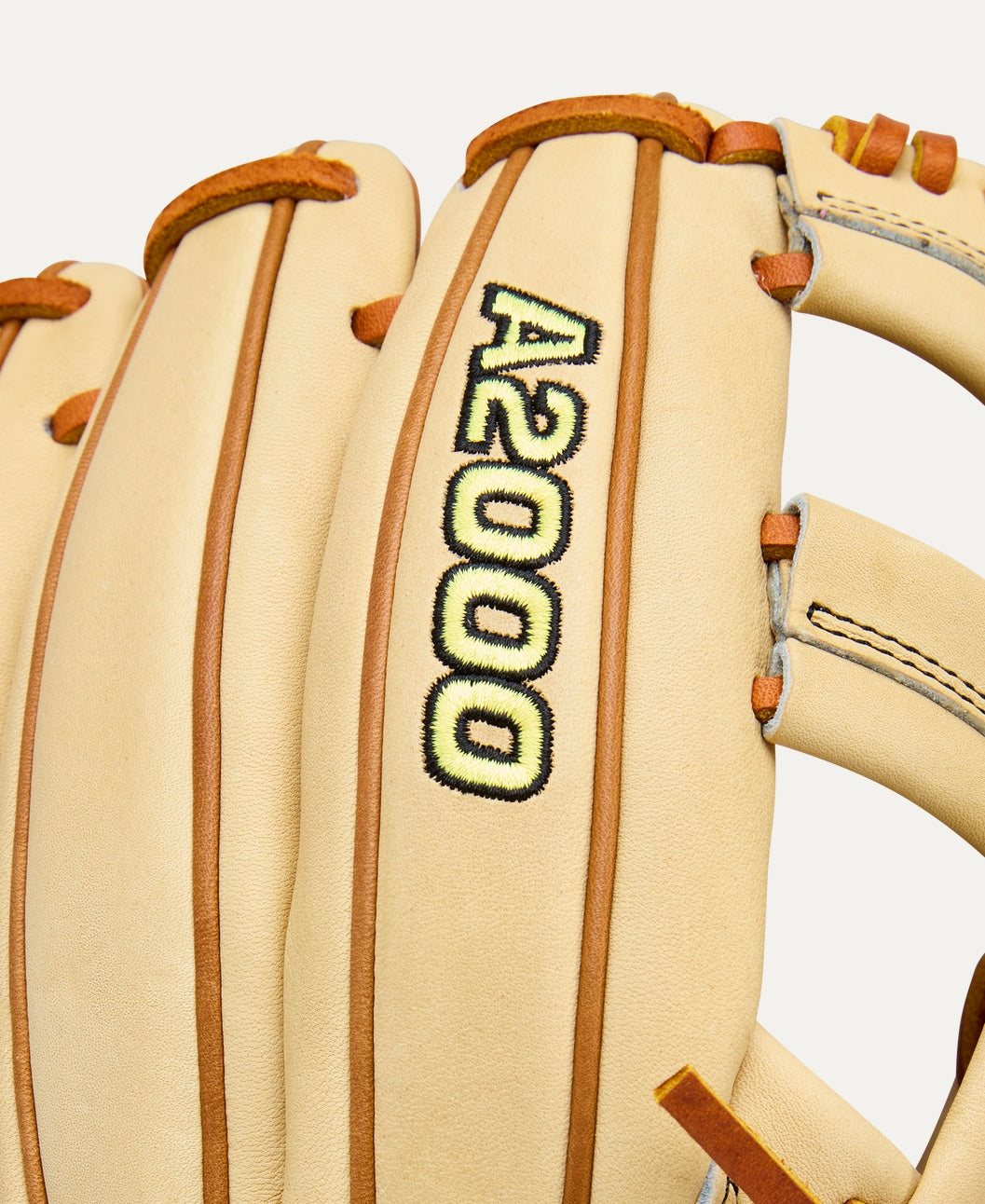 WILSON 2026 A2000® CLASSICS SERIES EL3 11.75” INFIELD GLOVE
