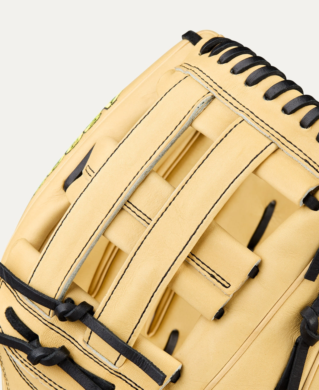 2026 A2000® CLASSICS SERIES 1777 12.75” OUTFIELD GLOVE