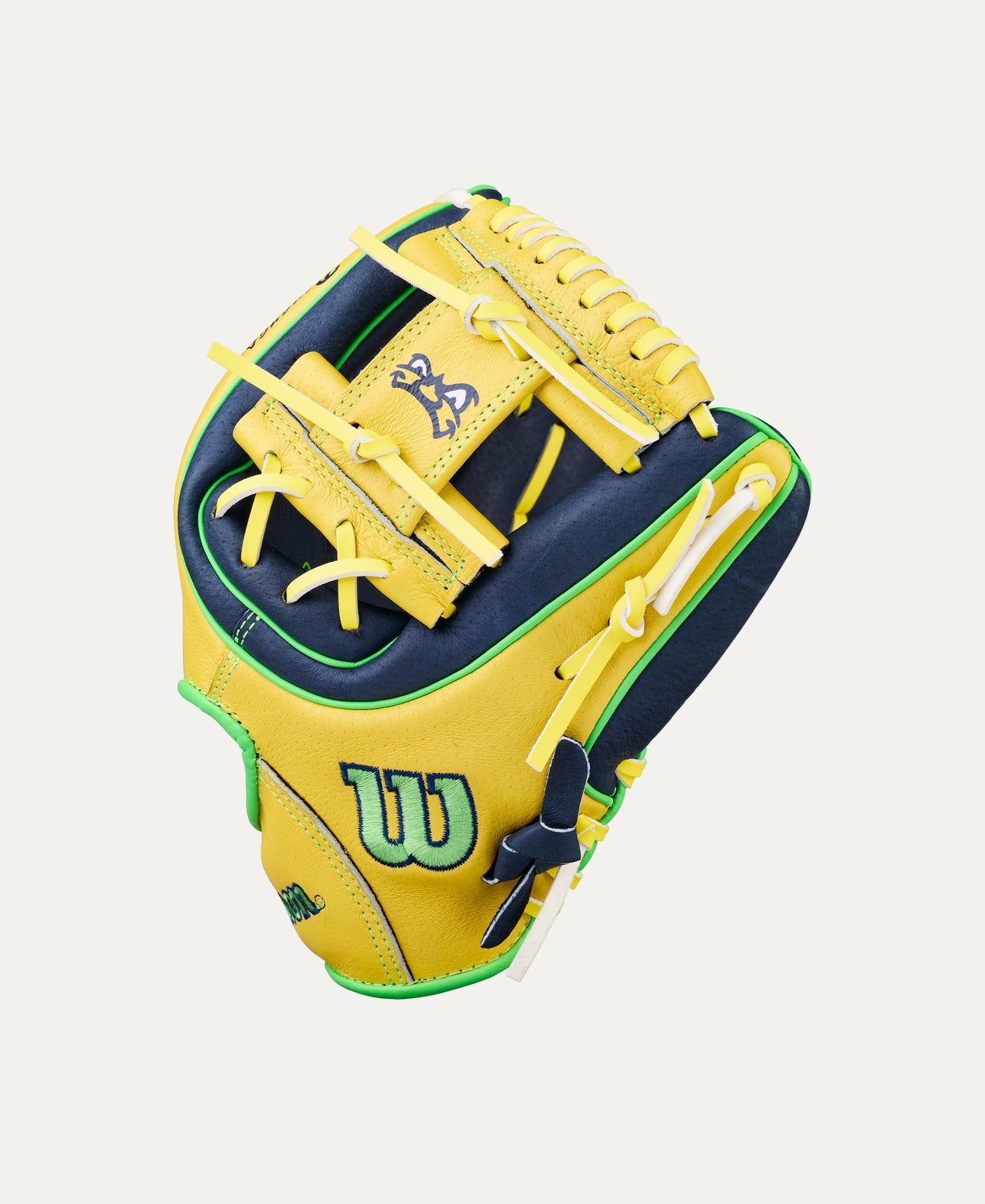 WILSON 2026 SAVANNAH BANANAS™ 11” YOUTH BASEBALL GLOVE