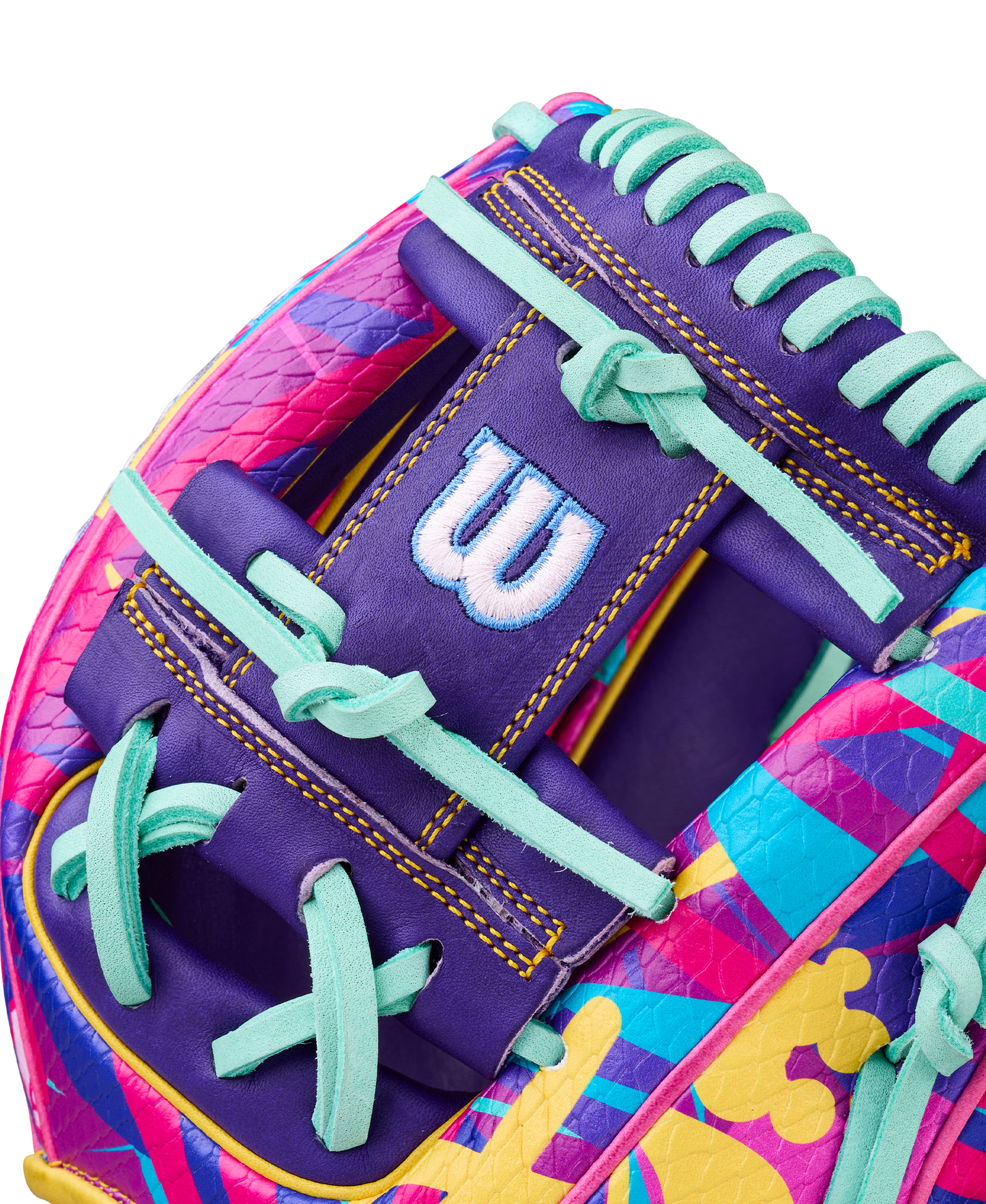 WILSON JANUARY 2026 GOTM A2000® 1786SS 11.5" INFIELD GLOVE