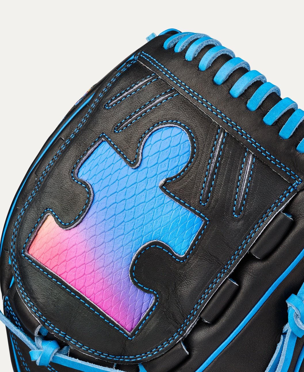WILSON 2026 LOVE THE MOMENT™ A2000® B23 PUZZLE PIECE 12” PITCHER'S BASEBALL GLOVE