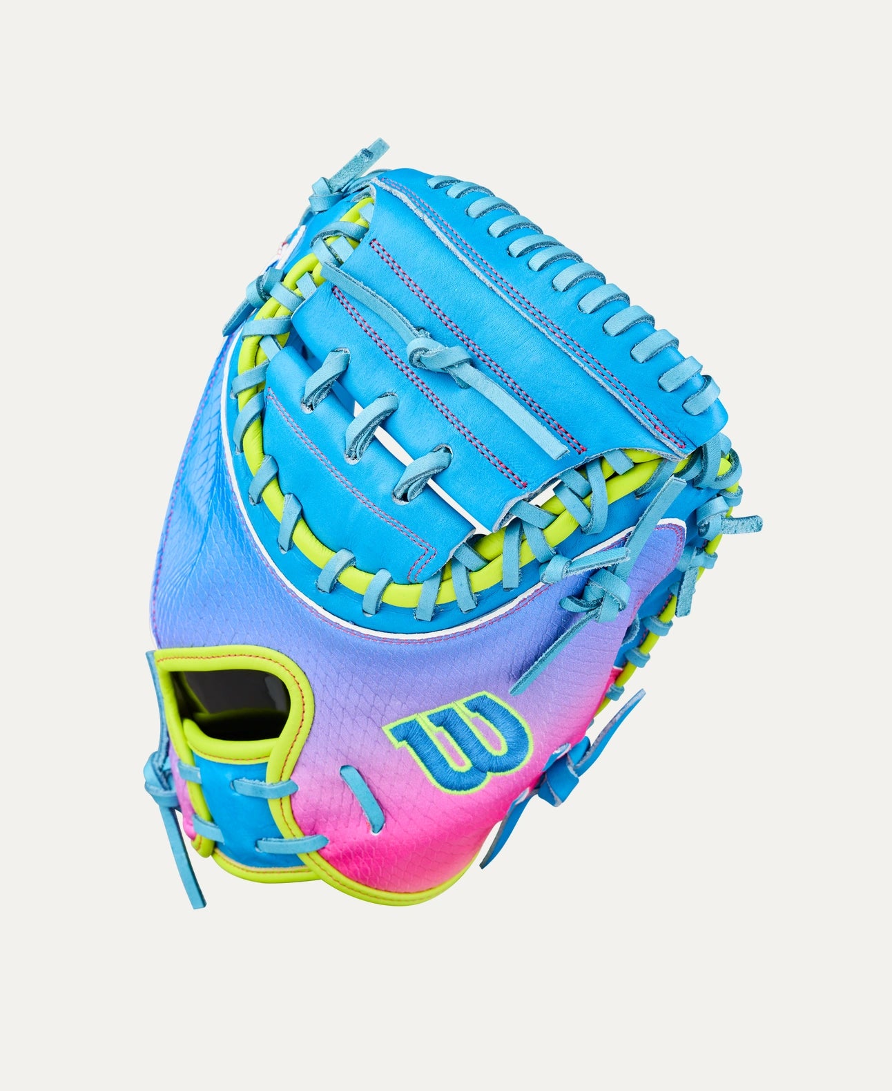 WILSON 2026 LOVE THE MOMENT™ A2000® CM33SS 33” BASEBALL CATCHERS MITT