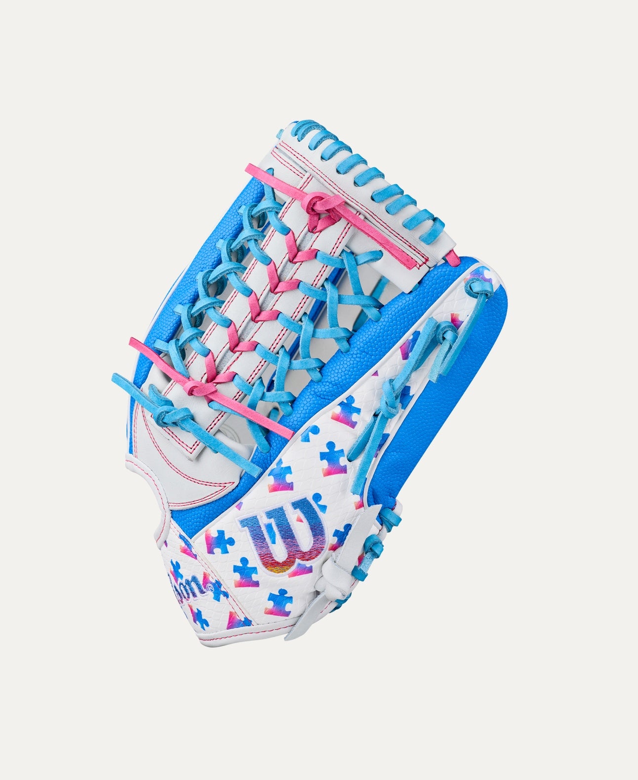 WILSON LOVE THE MOMENT™ A2000 T125 12.5" OUTFIELD FASTPITCH GLOVE