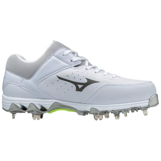 MIZUNO 9-SPIKE SWIFT 5 WOMENS METAL SOFTBALL CLEAT