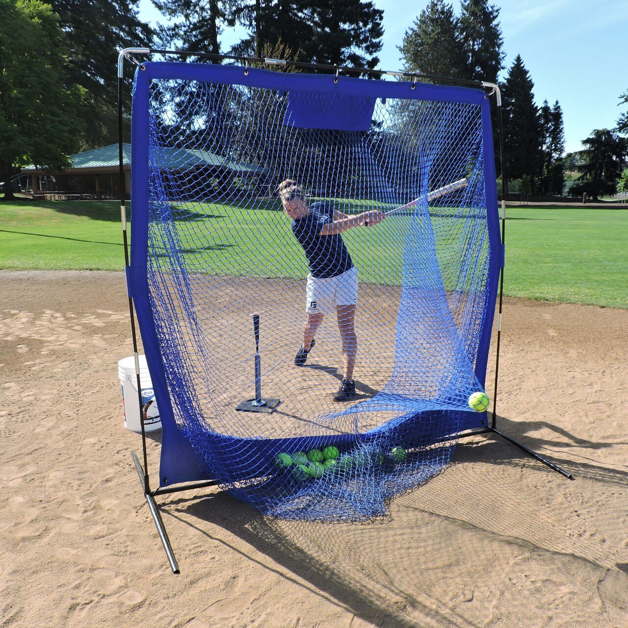 JUGS COMPLETE PRACTICE TRAVEL SCREEN®